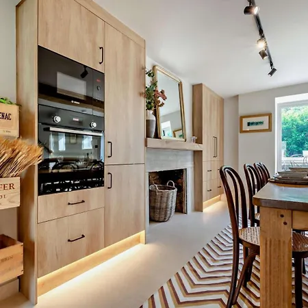 2 Bed In Knaresborough Oc-95078
