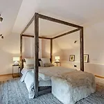 2 Bed In Knaresborough Oc-95078 Holiday home *