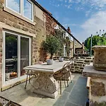 Holiday home 2 Bed In Knaresborough Oc-95078