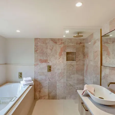 Hébergement de vacances 2 Bed In Knaresborough Oc-95078